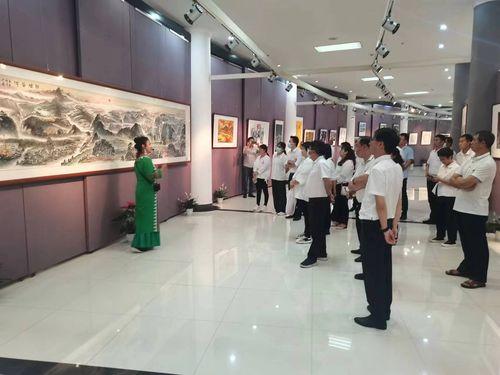 築牢(lao)思(si)想(xiang)防(fang)線(xian)，涵(han)養清(qing)風(feng)正氣——各(ge)部(bu)門(men)單位(wei)組織參(can)觀廉(lian)潔文(wen)化(hua)主題展暨(ji)文(wen)化(hua)藝(yi)術交(jiao)流(liu)活(huo)動